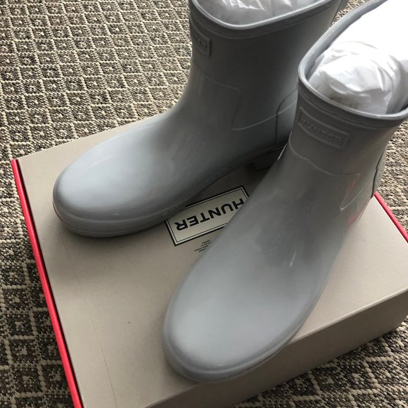 HUNTER Refined Low Heel Biker Rain Boot - Picture 4 of 8